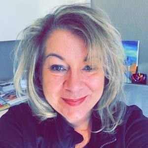 Meet your Posher, Marina